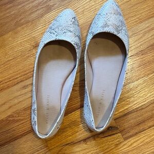 Kelly & Katie Textured Gray Flats